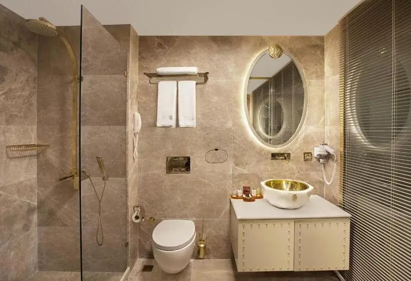 اتاق لوکس با بالکن, Sura Design Hotel & Suites