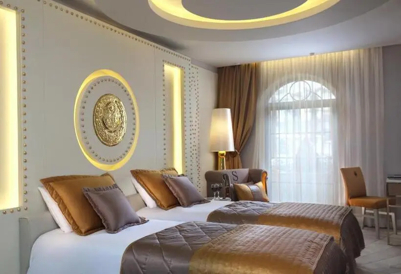 اتاق لوکس با بالکن, Sura Design Hotel & Suites