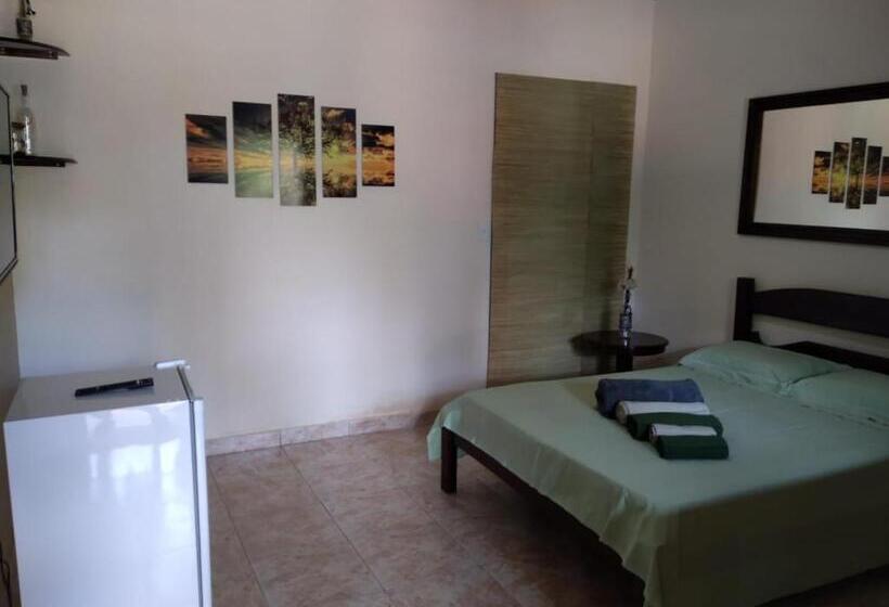 סוויטה נוף לבריכה, Pousada Confraria Casa Branca