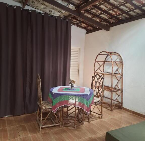 דירת חדר, Pousada Confraria Casa Branca