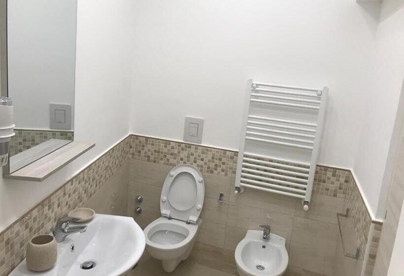 غرفة إقتصادية, B&b 40 Steps