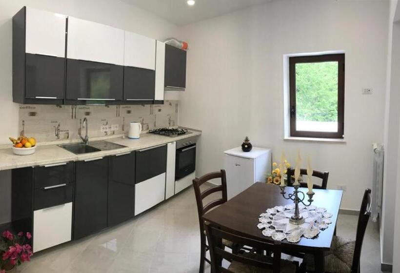 شقة غرفة واحدة, B&b 40 Steps