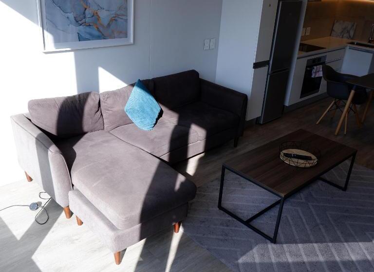 דירה בת חדר שינה 1 עם נוף, 117 On Strand Luxury Apartments