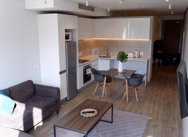 דירה בת חדר שינה 1 עם נוף, 117 On Strand Luxury Apartments