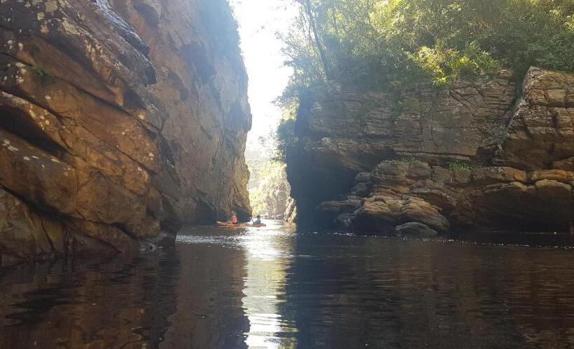 اتاق لوکس با بالکن و چشمانداز دریا, Kooboo Berry Ocean View, Self Catering Guesthouse