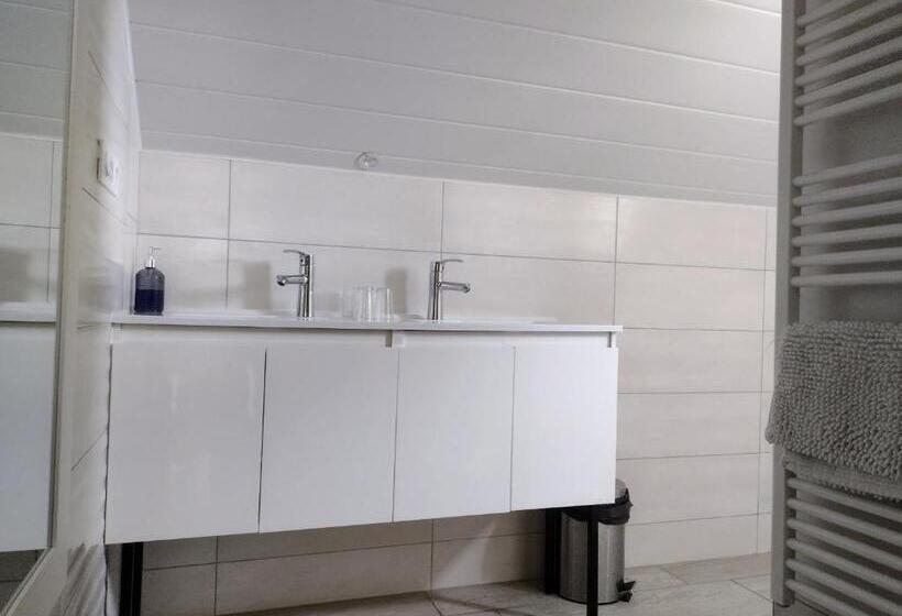 キングサイズベッドのデラックスルーム, L Esca Lac