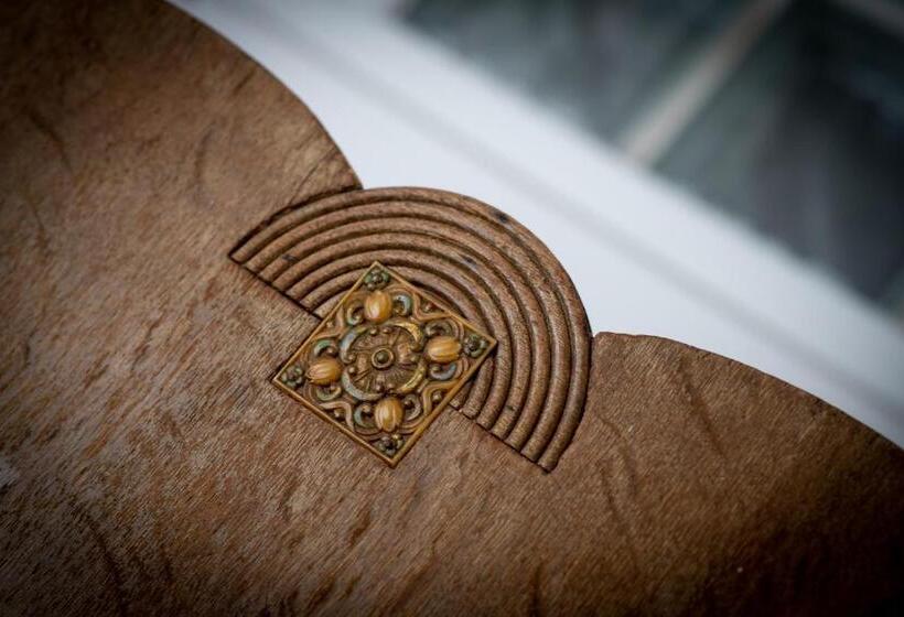 标准工作室带阳台, The Ferryman Art Deco Studios In Central Southsea