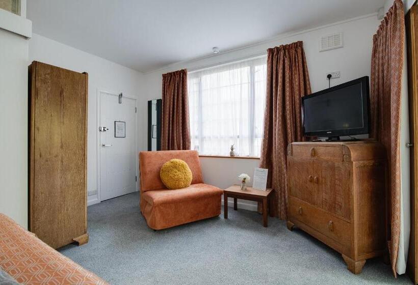 标准工作室带阳台, The Ferryman Art Deco Studios In Central Southsea