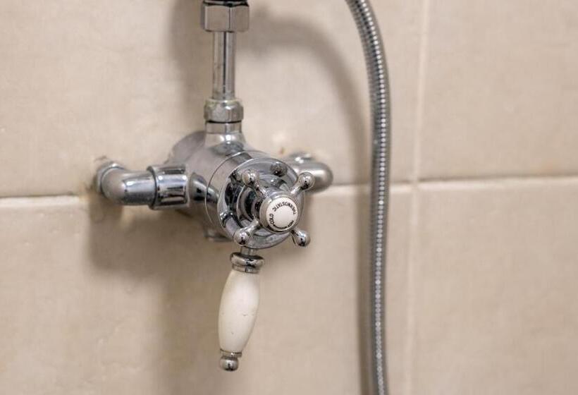 标准工作室带阳台, The Ferryman Art Deco Studios In Central Southsea