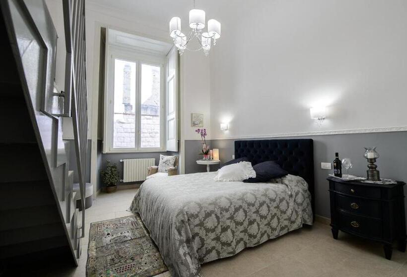 سوییت جونیور, Milcovich Suites