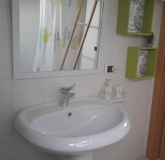 스탠다드 룸, Nenet