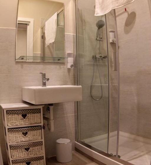 סטודיו דלוקס, Affittacamere Stazione Empoli