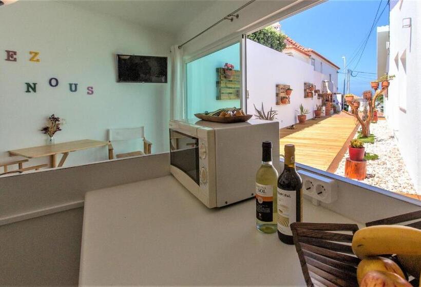 スーペリアスタジオ, Chez Nous