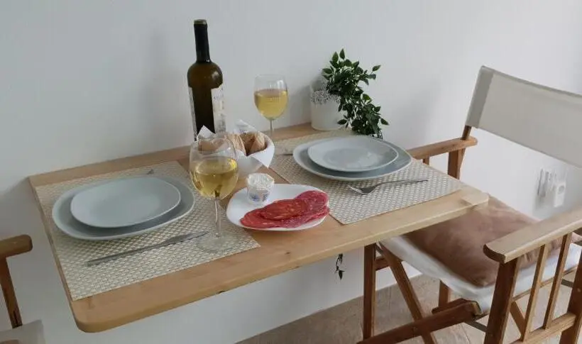 スーペリアスタジオ, Chez Nous