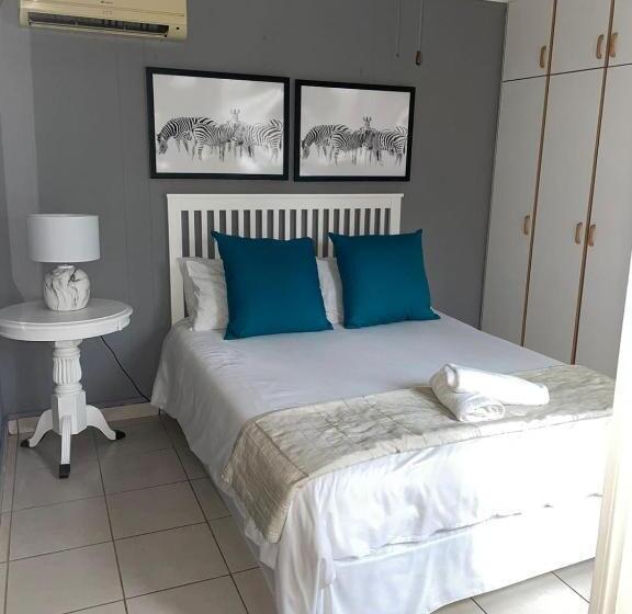 بانگلوی استاندارد, Bougainvillea Bnb