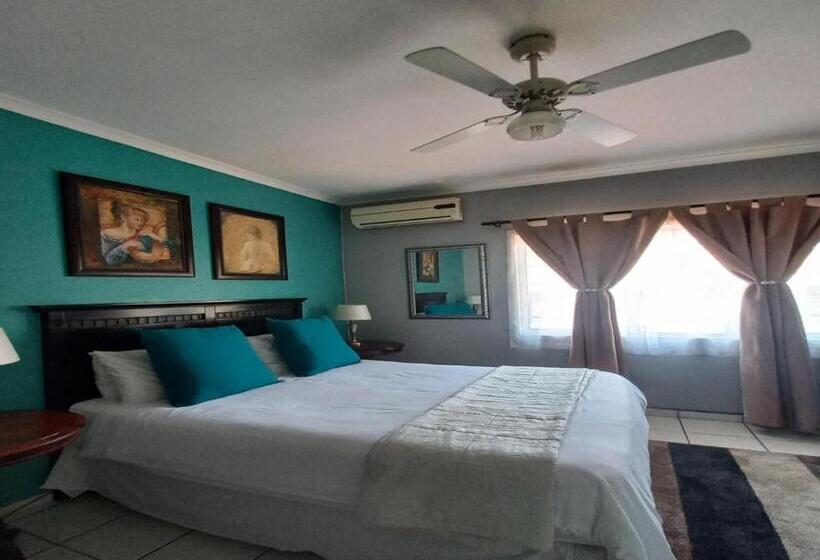 اتاق کلاسیک, Bougainvillea Bnb