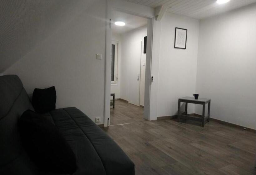 Quarto Familiar, Chambre Du Relais