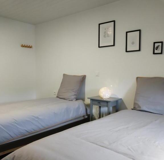 Номер Стандарт, Chambre Du Relais