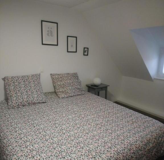 Quarto Estandar, Chambre Du Relais