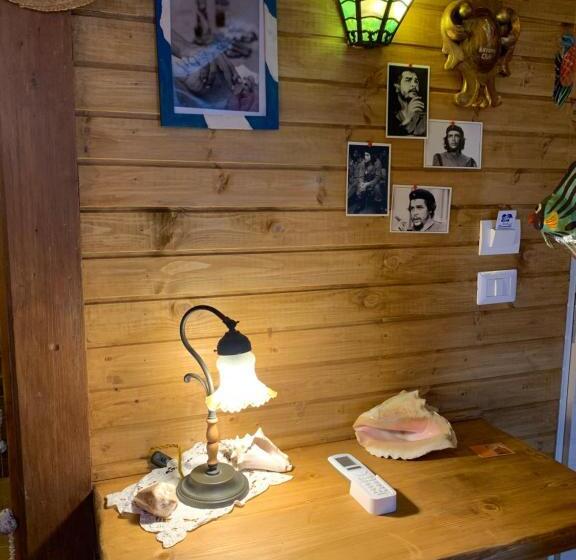 سوئیت با وان آب گرم, La Casa Di Emanuella   Rooms & International Suites