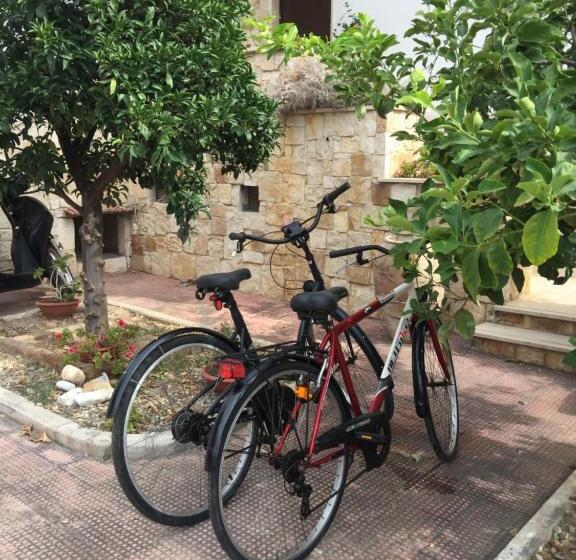 اتاق لوکس, La Casa Di Emanuella   Rooms & International Suites