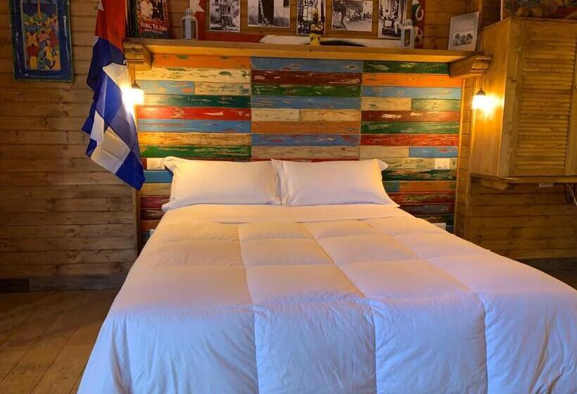 سوئیت با وان آب گرم, La Casa Di Emanuella   Rooms & International Suites