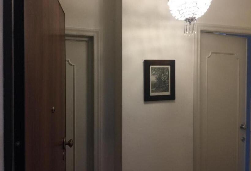 اتاق استاندارد با تخت بزرگ, La Casa Di Emanuella   Rooms & International Suites