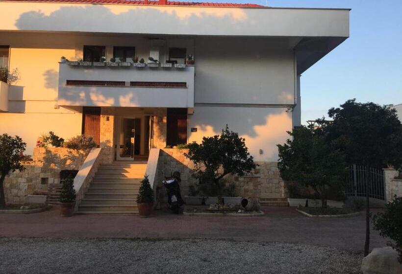 اتاق لوکس, La Casa Di Emanuella   Rooms & International Suites