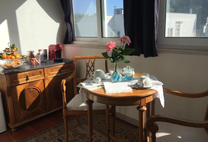 اتاق لوکس, La Casa Di Emanuella   Rooms & International Suites