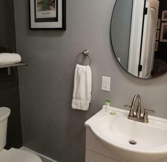 스탠다드 룸, The Kenwood Gables