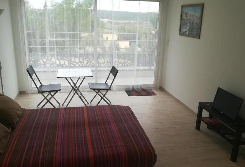 חדר סטודיו סטנדרד, Le Studio Des 3 Moulins