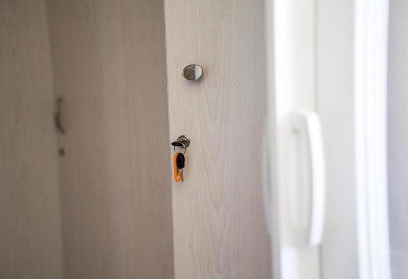 חדר משפחתי, Seroloana Guest House