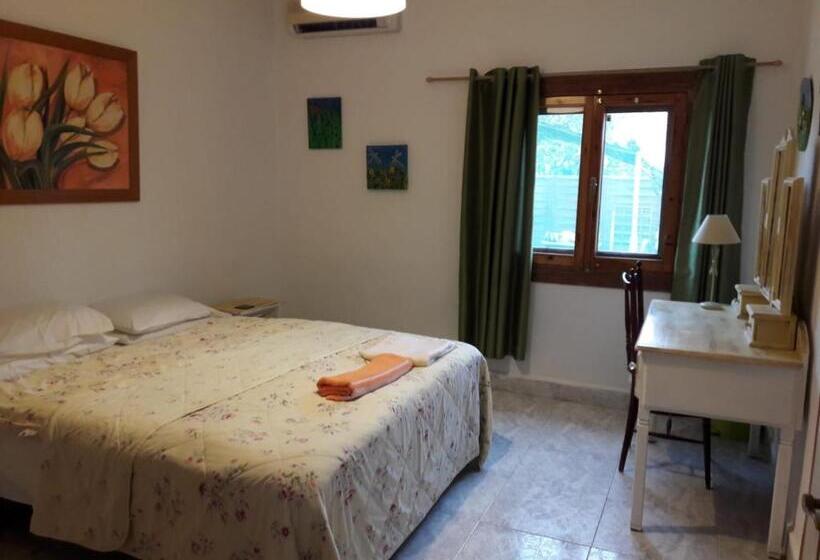 Трехместный Номер Комфорт, Tara Casa Rural