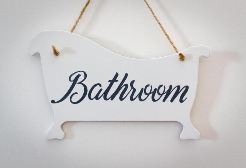 חדר סטנדרט חדר אמבטיה משותף, The Vintage Crane Guest House