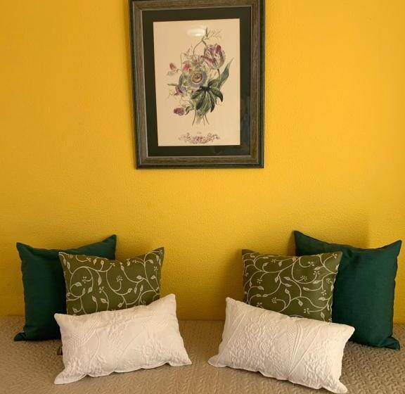 家庭套房, Vale Mar Guest