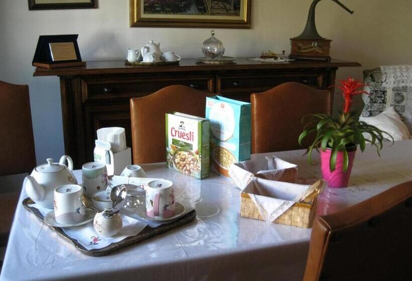 标准单人间, La Casa Dei Pini