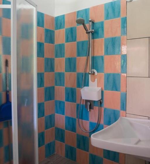 استودیوی استاندارد, L  Aia Di Carinda R.t.a