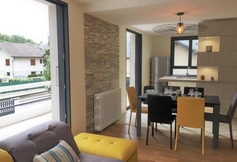 Номер Deluxe, La Porte Des Alpes Chambres D Hôtes