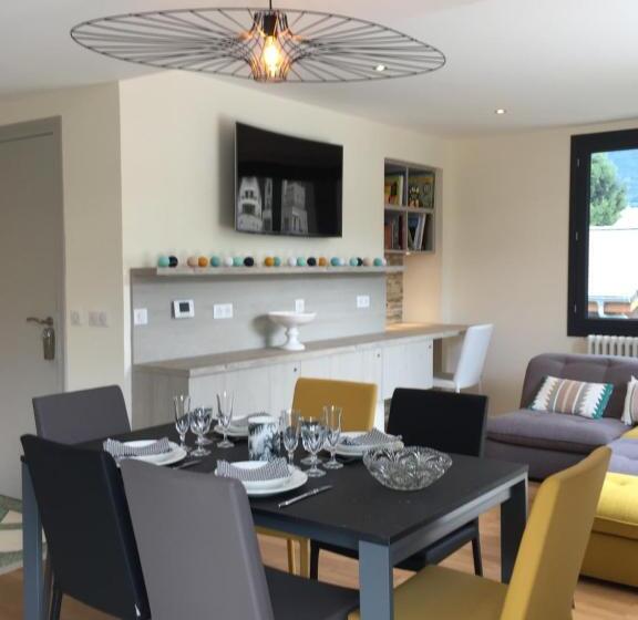 Номер Deluxe, La Porte Des Alpes Chambres D Hôtes