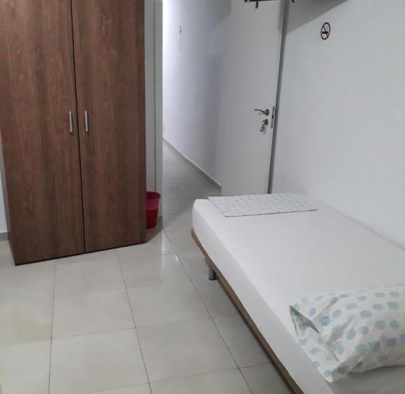 اتاق راحتی سه تخته, Pension Mexico