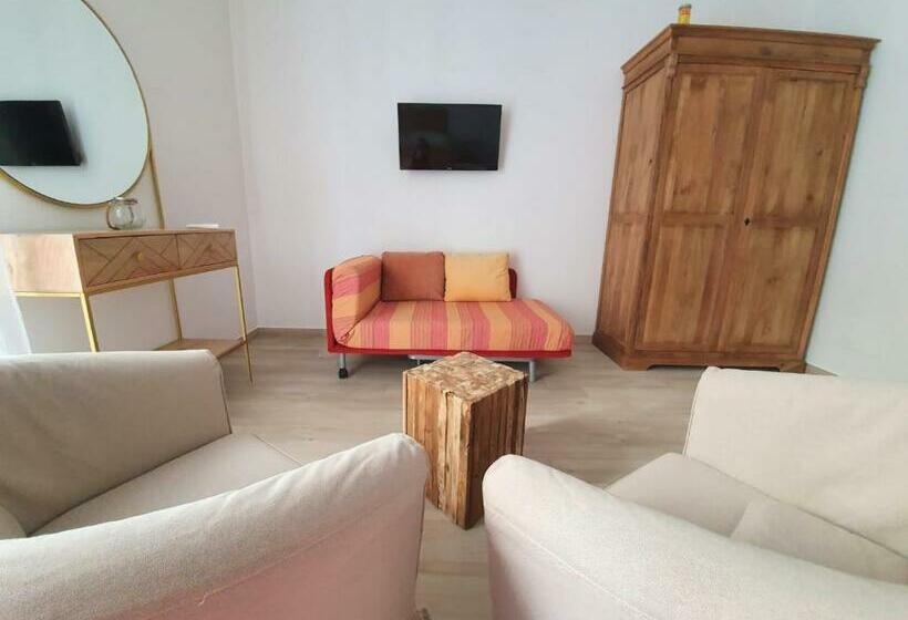 اتاق استاندارد, B&b Locanda Criloro