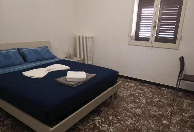 اتاق استاندارد با سرویس بهداشتی مشترک, B&b Matteotti 23
