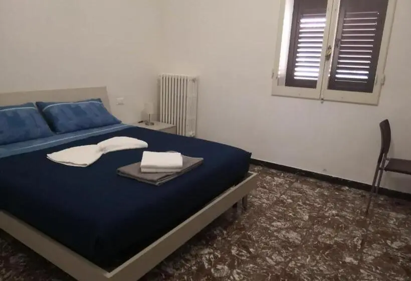 اتاق استاندارد با سرویس بهداشتی مشترک, B&b Matteotti 23