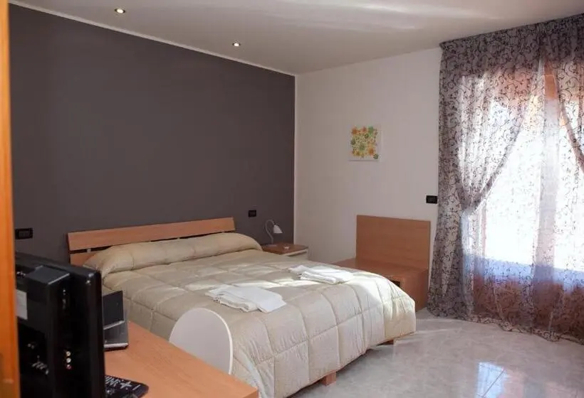 プールの見えるデラックスルーム, Mauro Home Bed And Relax