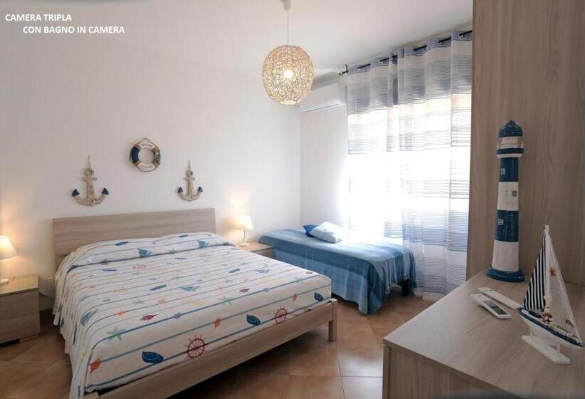 חדר סטנדרט לשלושה, Terramare Punta Braccetto