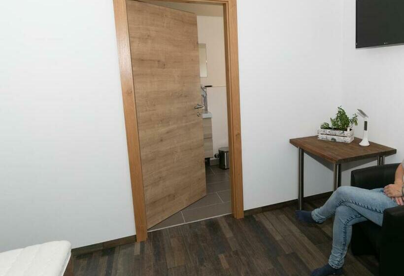 디럭스 룸, Cafe Pension Rafaela