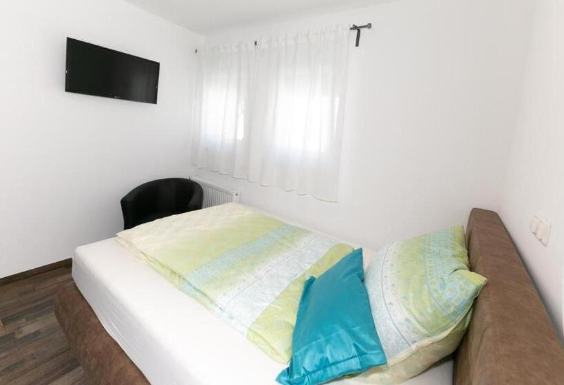 싱글 디럭스 룸, Cafe Pension Rafaela