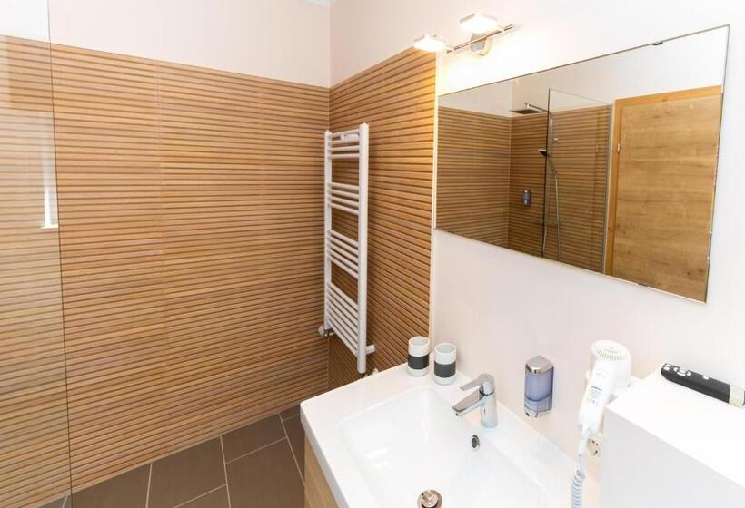 디럭스 룸, Cafe Pension Rafaela