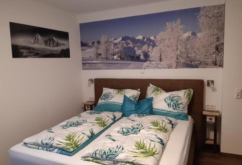 디럭스 룸, Cafe Pension Rafaela