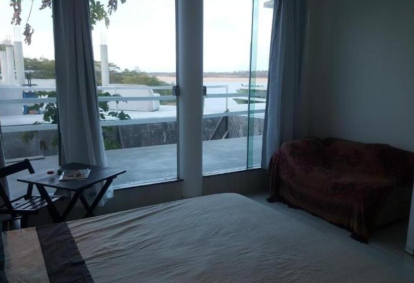Семейный Номер, Casa Do Francês Na Praia